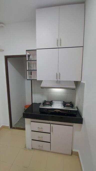 Jays Apartment - Colombo 02 At The Heart Of Convenience מראה חיצוני תמונה
